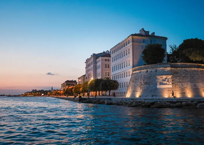 Pensjonat Estium Luxury 3*