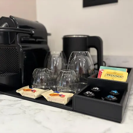 Estium Luxury Gasthuis 4*